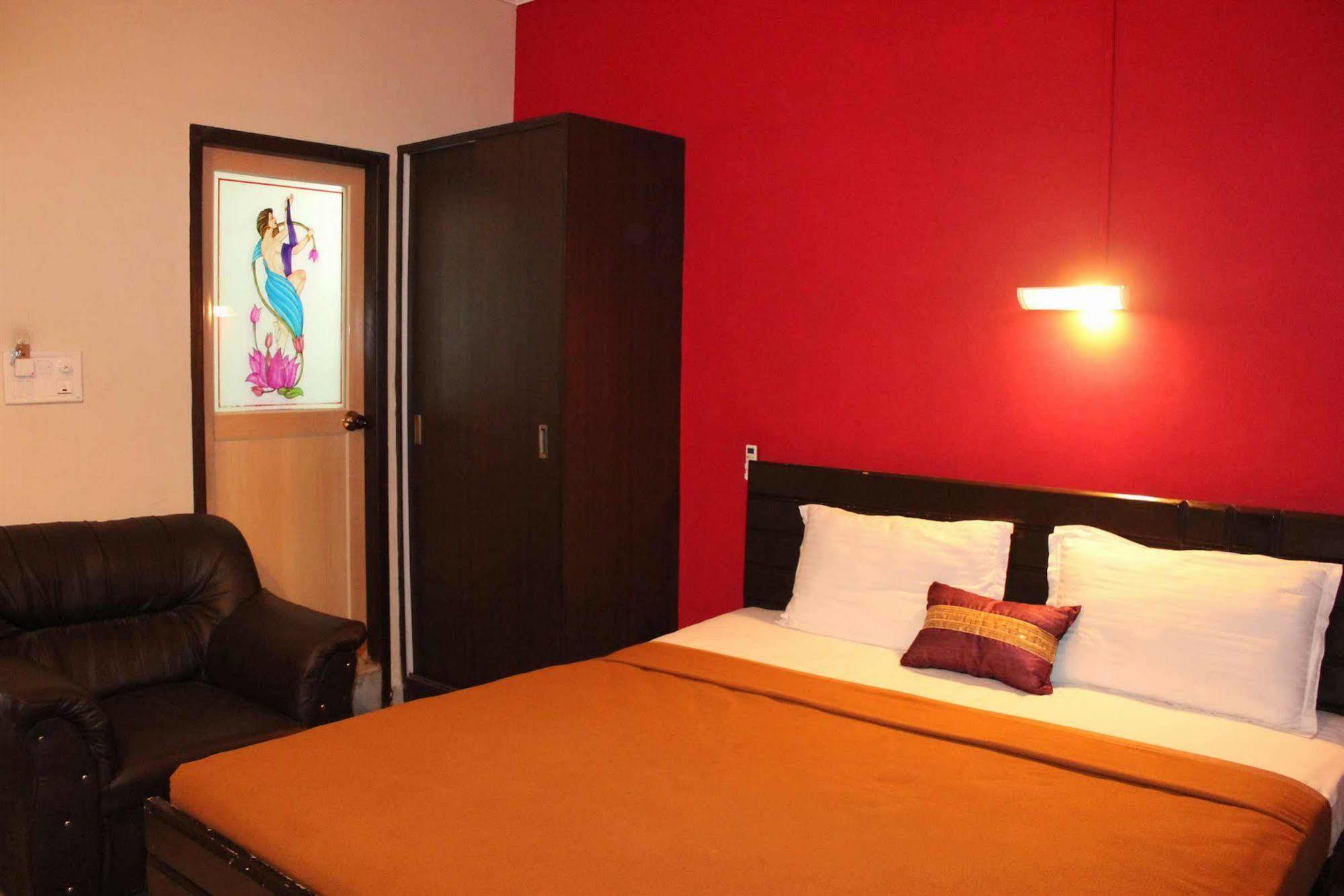 The New Casablanca Boutique Hotel バンガロール エクステリア 写真